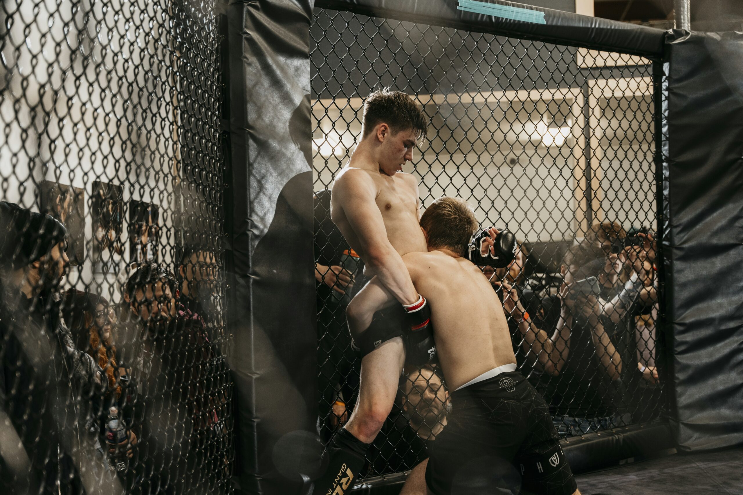 Predictions for the Upcoming UFC Fight Championship: Who Will Come Out on Top?