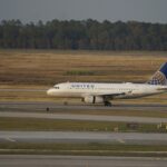Explore to united airlines flight ua770 emergency diversion