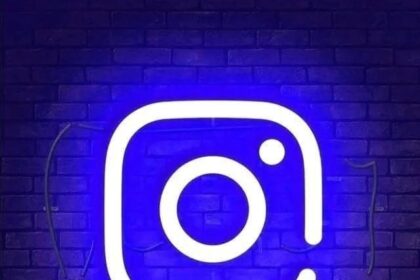 Discovering the Unique Features of Instablu